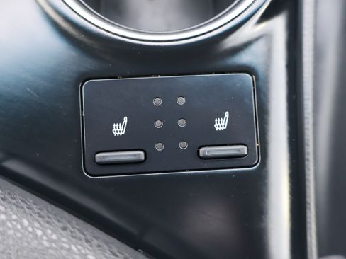 Used 2018 Toyota Camry XSE image 21