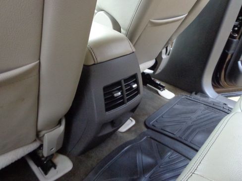 Used 2013 Ford Edge SEL Plus image 16