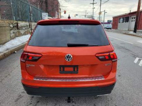 Used 2019 Volkswagen Tiguan SE image 6