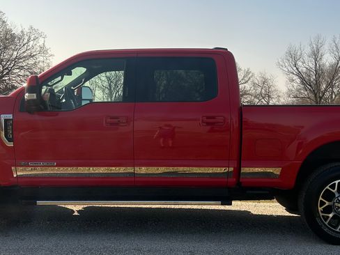 Used 2020 Ford F250 Lariat image 10