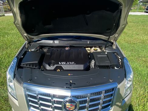 Used 2015 Cadillac XTS Luxury image 9