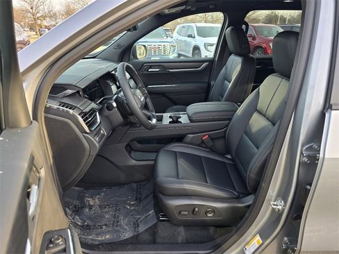 New 2026 GMC Acadia Elevation image 14