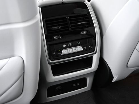 New 2026 BMW XM Label Red image 36