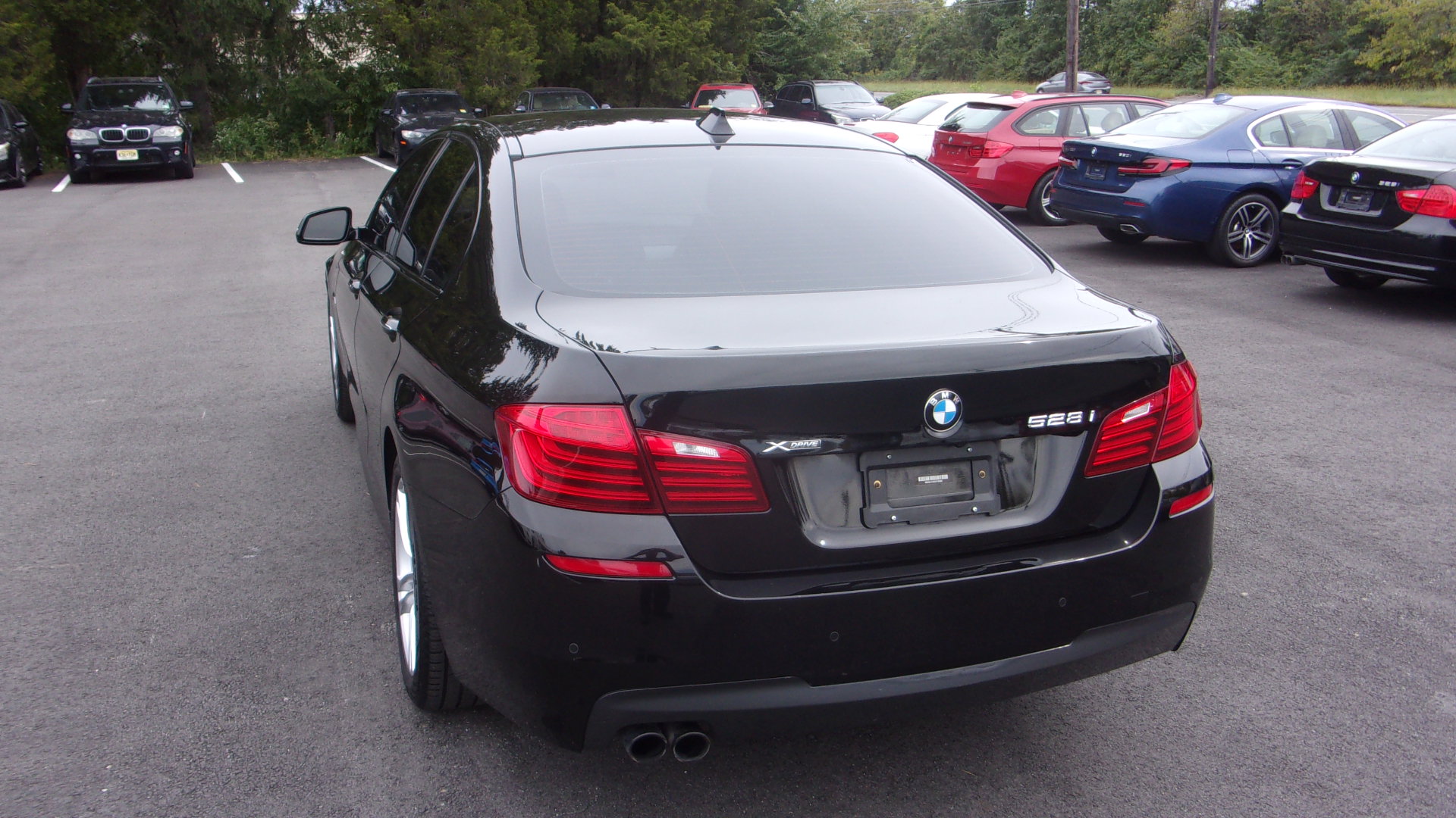 Used 2016 BMW 528i xDrive Sedan AWD/4WD image 8