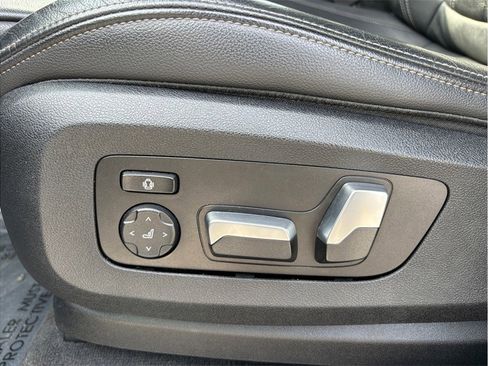 Used 2019 BMW X7 xDrive40i image 21