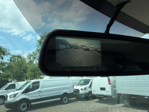 Used 2021 Chevrolet Express 2500 UNAVAIL RWD image 18