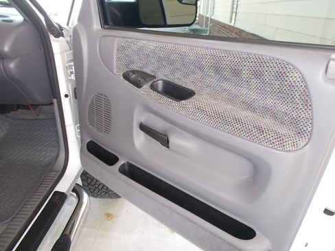 Used 1998 Dodge Ram 2500 Truck AWD/4WD image 41