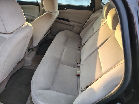 Used 2009 Chevrolet Impala LS image 10