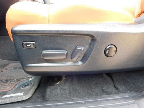 Used 2020 Toyota Tundra 1794 Edition image 10