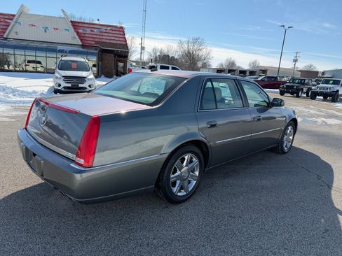 Used 2006 Cadillac DTS image 5