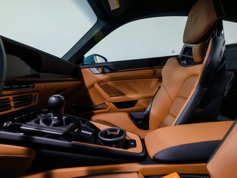 Used 2024 Porsche 911 S/T image 54