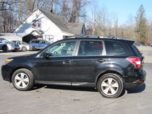 Used 2015 Subaru Forester 2.5i Limited AWD/4WD image 6
