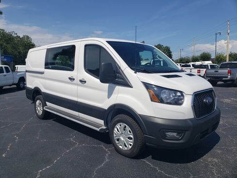 Used 2025 Ford Transit 250 130 Low Roof RWD image 6