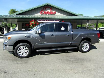 Used 2017 Nissan Titan XD 4x4 Crew Cab