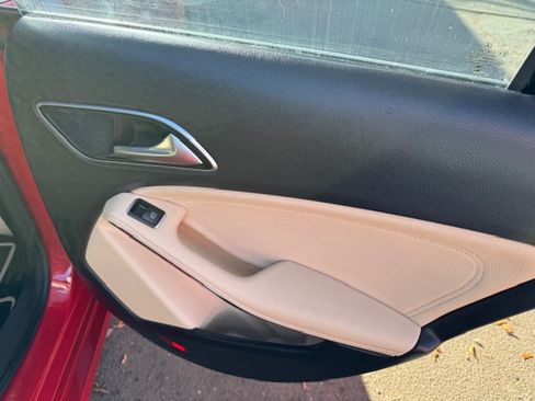 Used 2018 Mercedes-Benz CLA 250 image 10