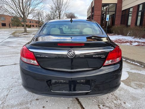 Used 2011 Buick Regal CXL image 8