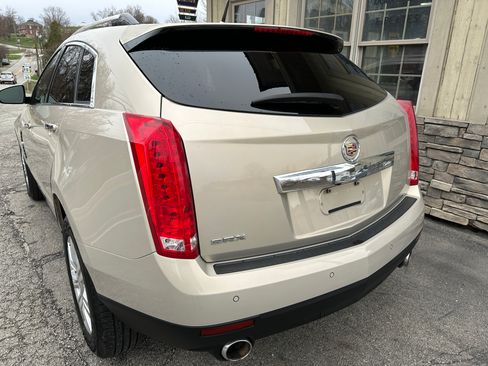 Used 2011 Cadillac SRX Luxury image 8