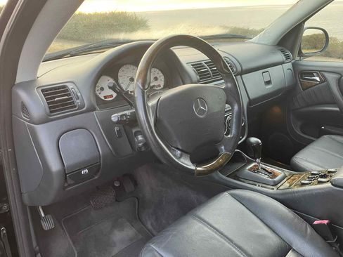 Used 2000 Mercedes-Benz ML 55 AMG image 10