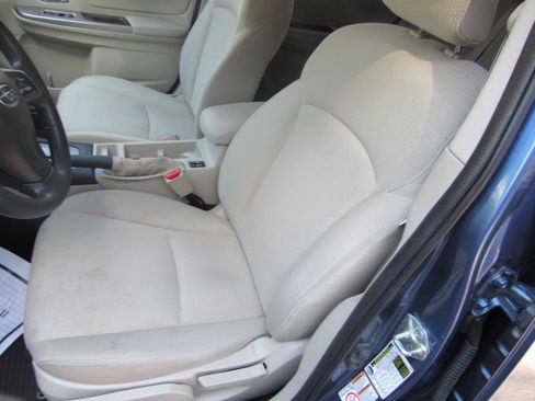 Used 2015 Subaru XV Crosstrek 2.0i Premium image 12