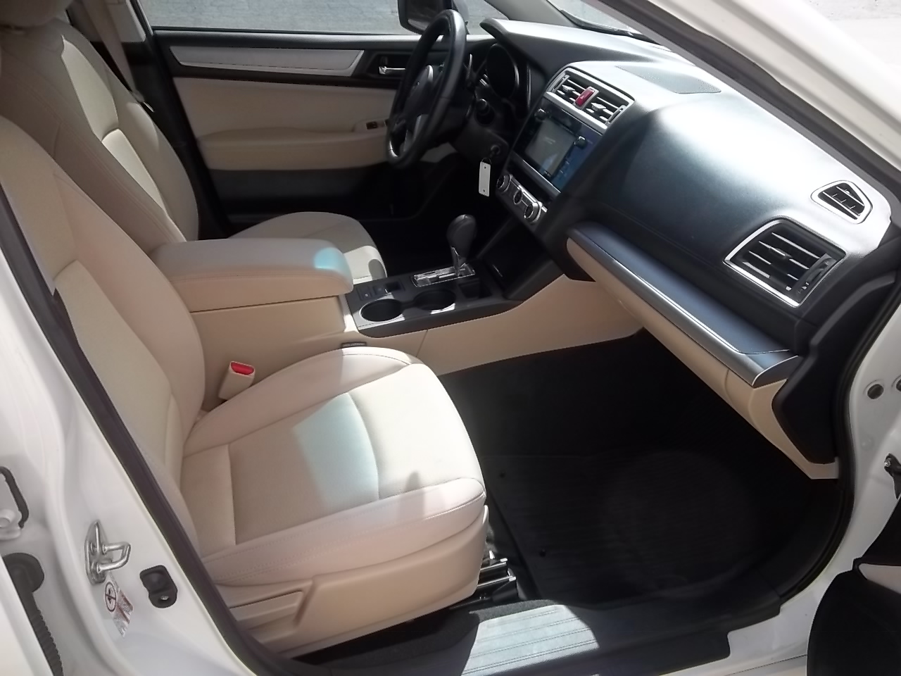 Used 2015 Subaru Legacy 2.5i Premium AWD/4WD image 26