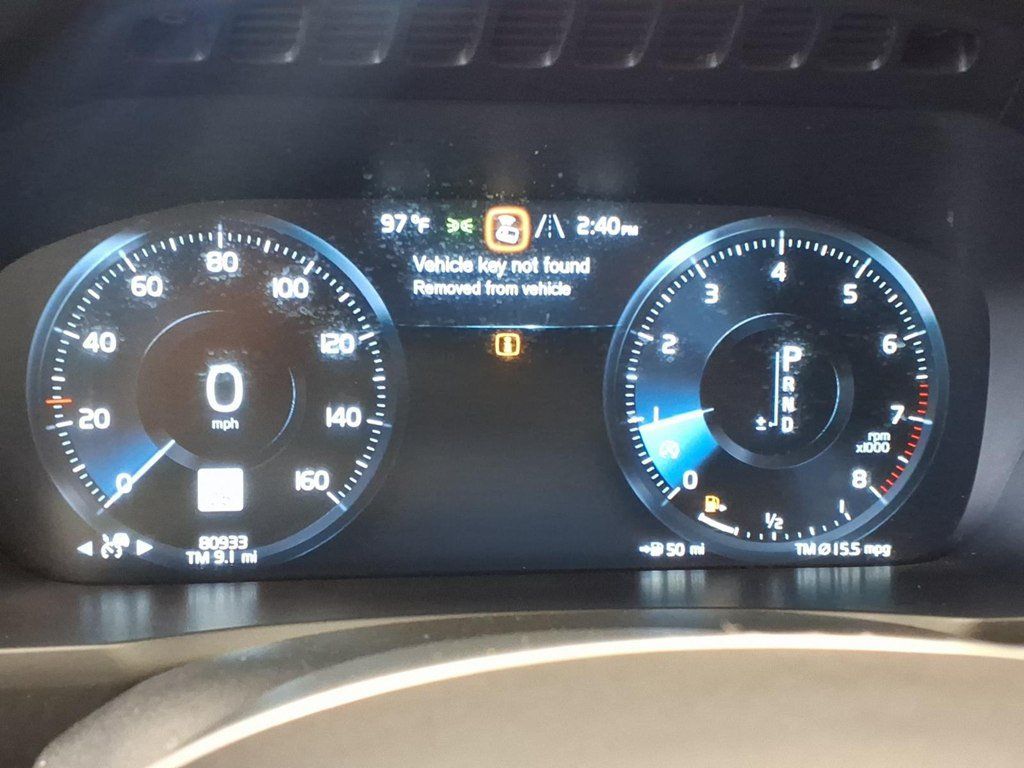 Used 2018 Volvo XC90 T6 Momentum AWD/4WD image 11
