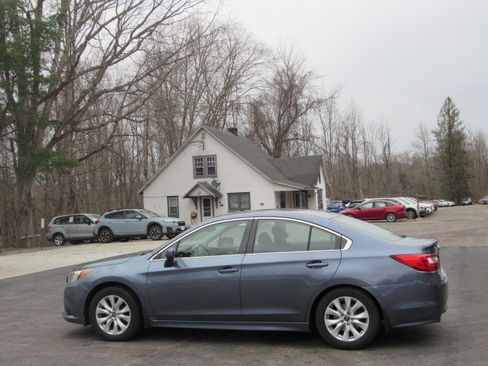 Used 2015 Subaru Legacy 2.5i Premium image 5