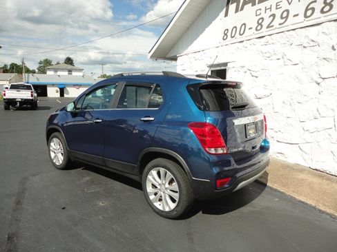 Used 2020 Chevrolet Trax AWD Premier image 9