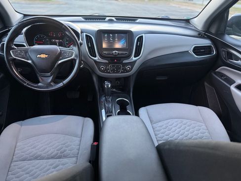 Used 2018 Chevrolet Equinox LT image 11
