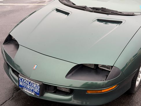 Used 1994 Chevrolet Camaro Z28 image 14