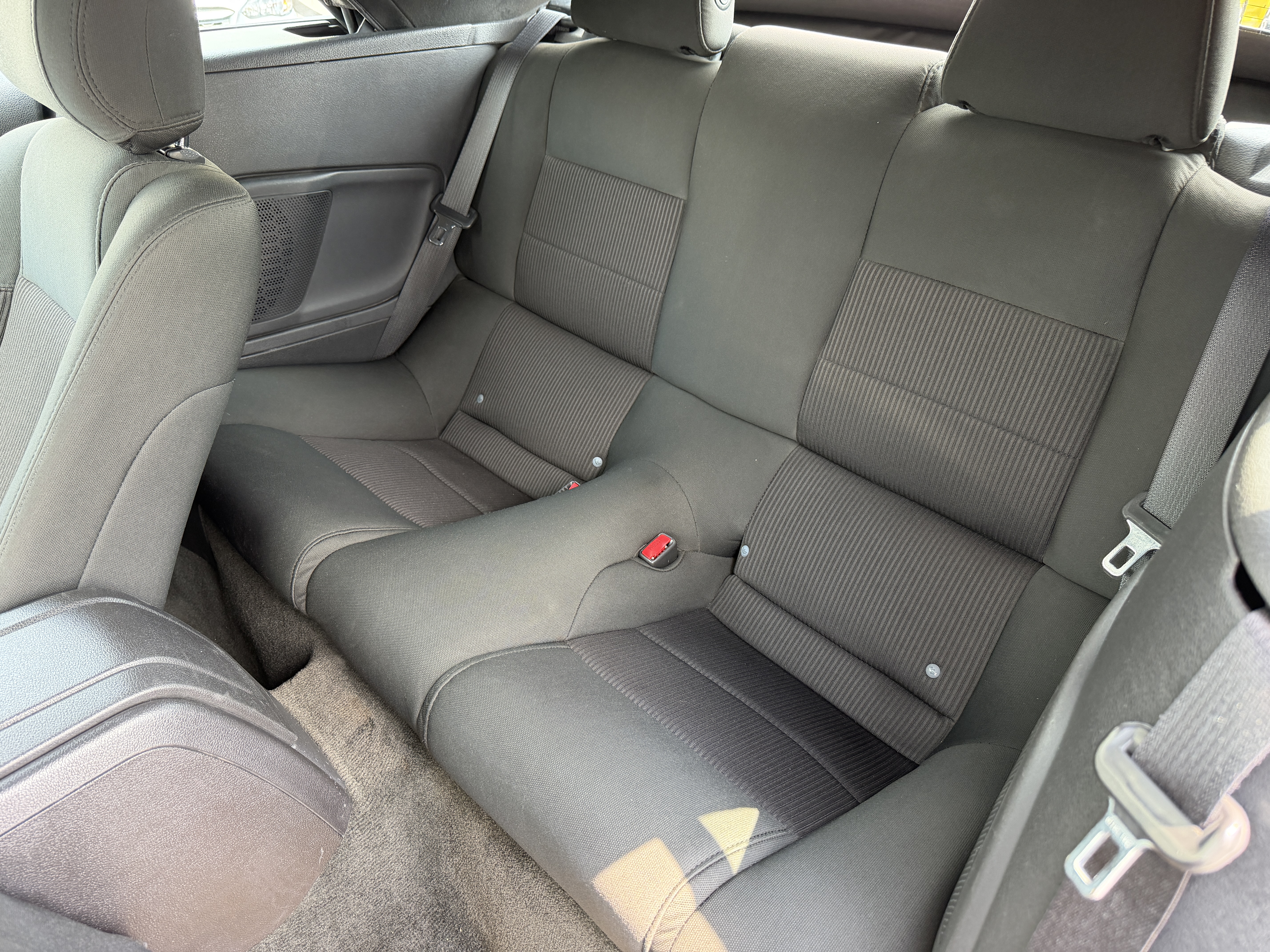Used 2014 Ford Mustang Convertible RWD image 13
