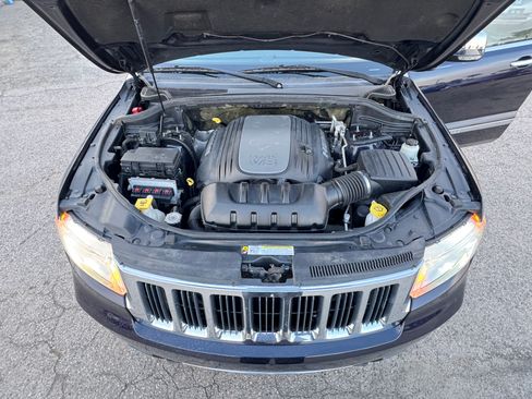 Used 2011 Jeep Grand Cherokee Limited image 24