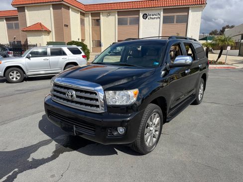Used 2011 Toyota Sequoia Limited image 3