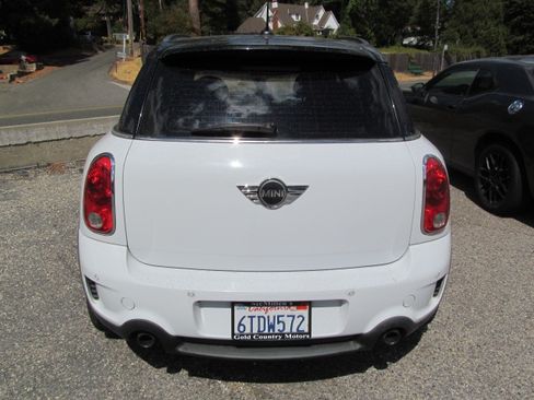 Used 2011 MINI Cooper Countryman S image 6