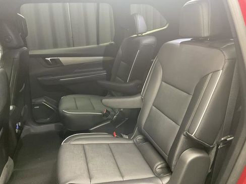 New 2025 Buick Enclave Preferred image 10