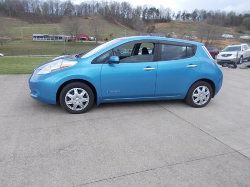 Used 2014 Nissan Leaf image 2