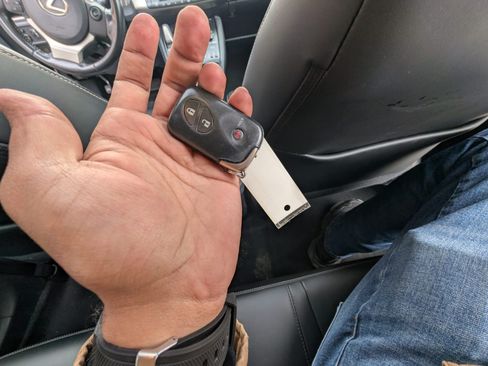 Used 2015 Lexus CT 200h image 19