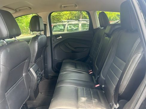 Used 2015 Ford Escape FWD Titanium image 22