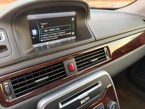 Used 2015 Volvo XC70 T6 Platinum image 51