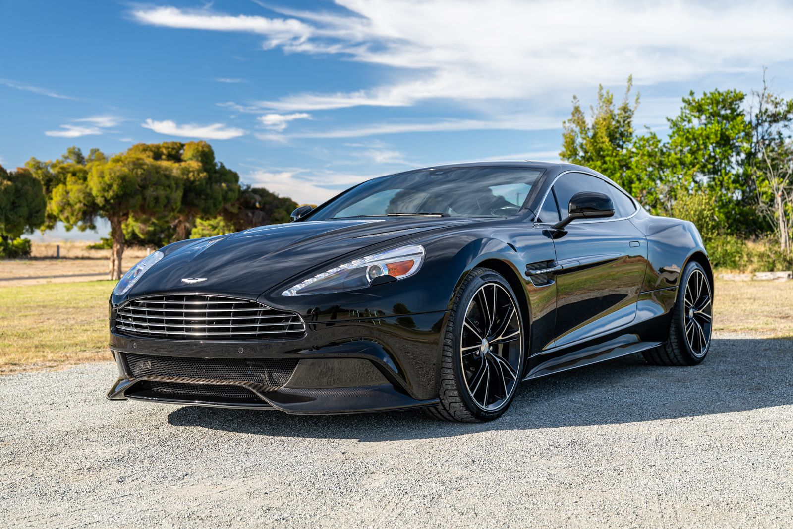Used 2014 Aston Martin Vanquish Coupe RWD image 8