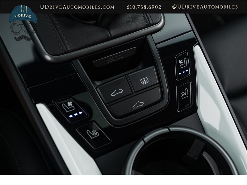 Used 2024 Porsche 911 Carrera T RWD image 42