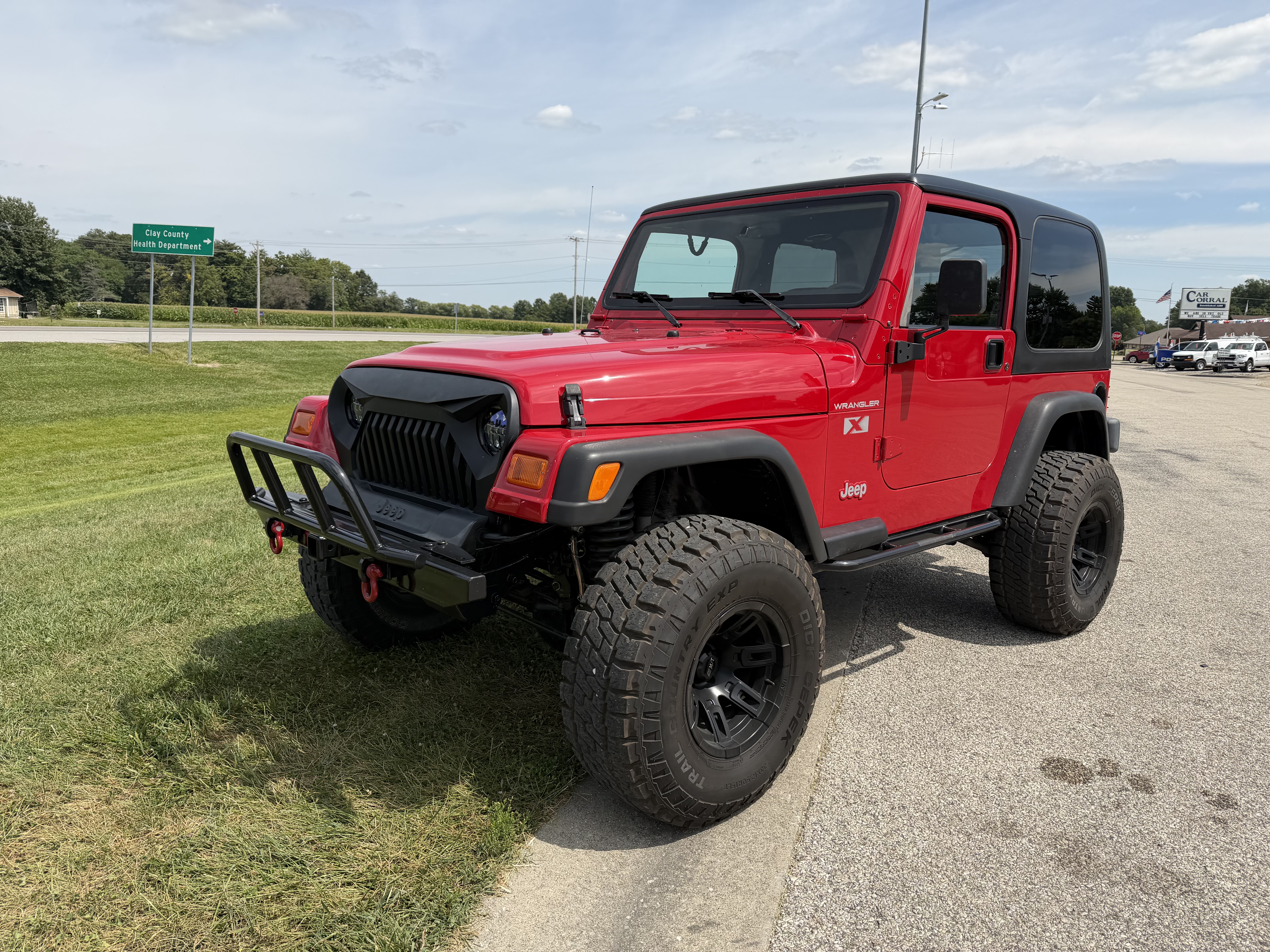 Used 2002 Jeep Wrangler 4WD X image 1