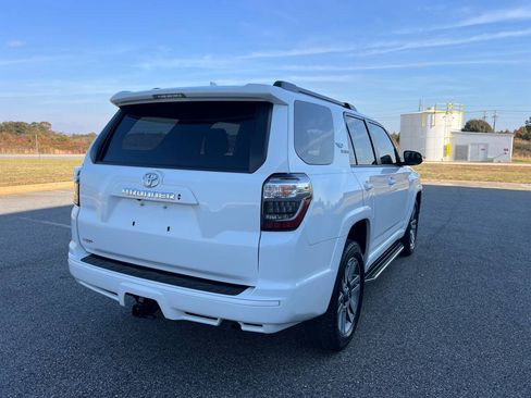 Used 2022 Toyota 4Runner TRD Sport image 6