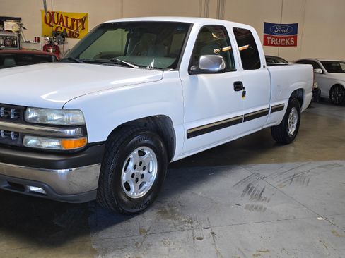 Used 1999 Chevrolet Silverado 1500 LS image 31