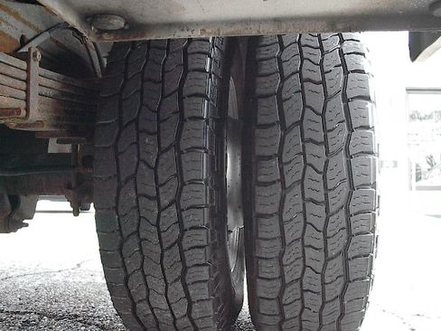 Used 2015 Chevrolet Express 3500 image 23