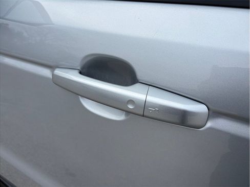 Used 2020 Land Rover Range Rover Sport HSE image 19