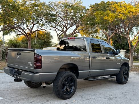 Used 2008 Dodge Ram 1500 Truck Sport image 3