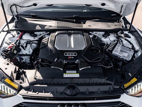 Used 2021 Audi RS 7 Sportback AWD/4WD image 34