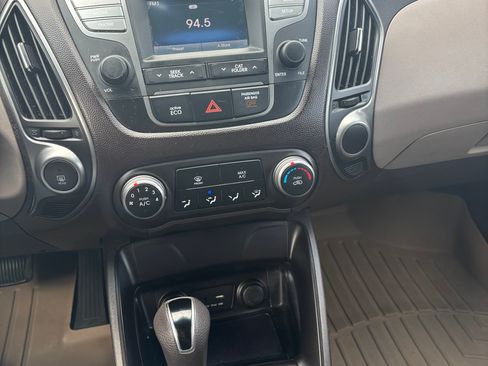 Used 2015 Hyundai Tucson GLS image 6