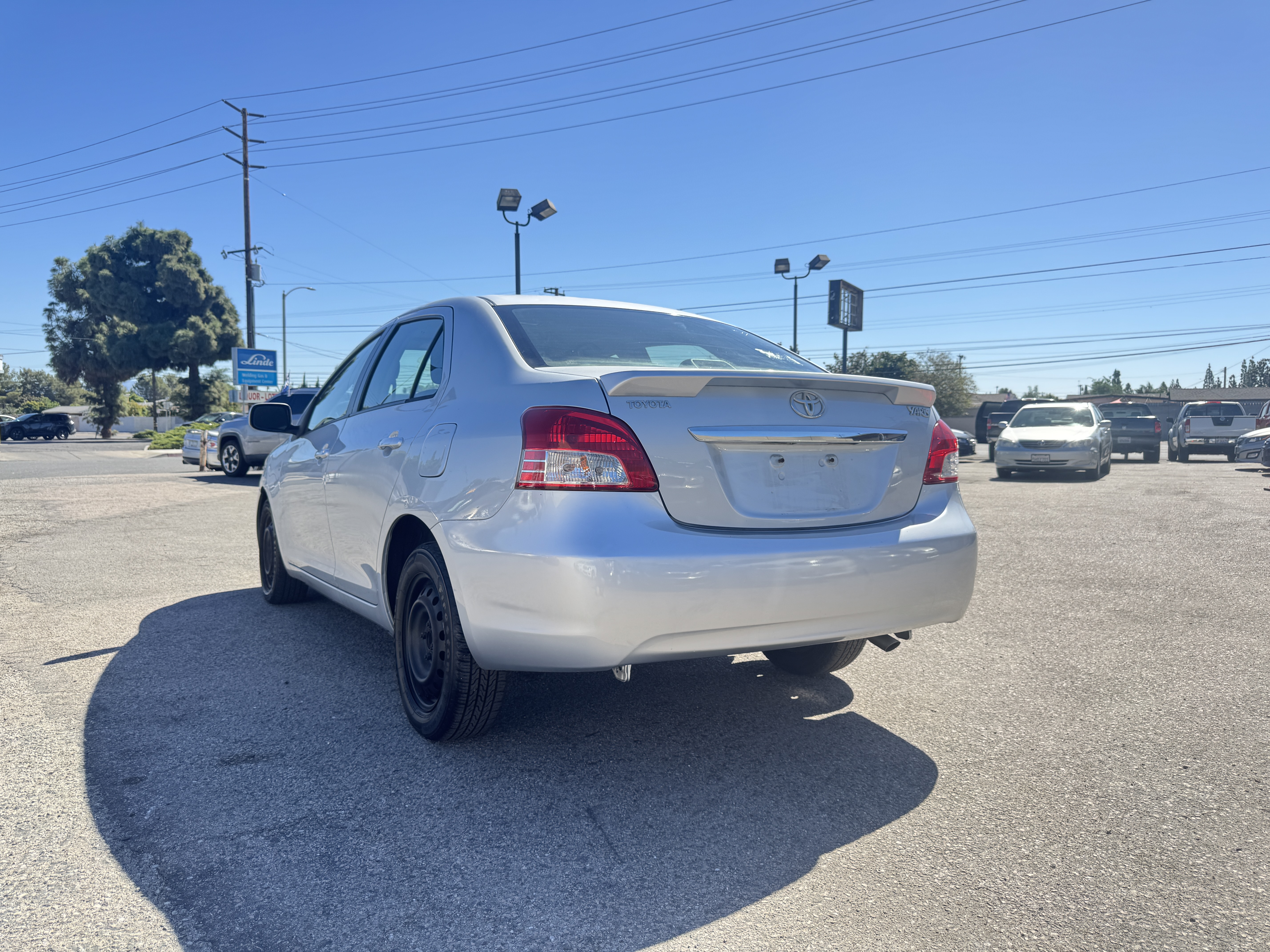 Used 2008 Toyota Yaris Sedan FWD image 6