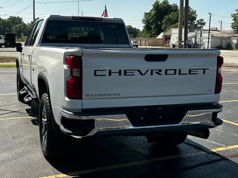 Used 2023 Chevrolet Silverado 2500 4x4 Crew Cab LT image 5